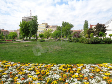 II. János Pál pápa tér-budapest-viii-kerulet-ii-janos-pal-papa-ter_28.jpg